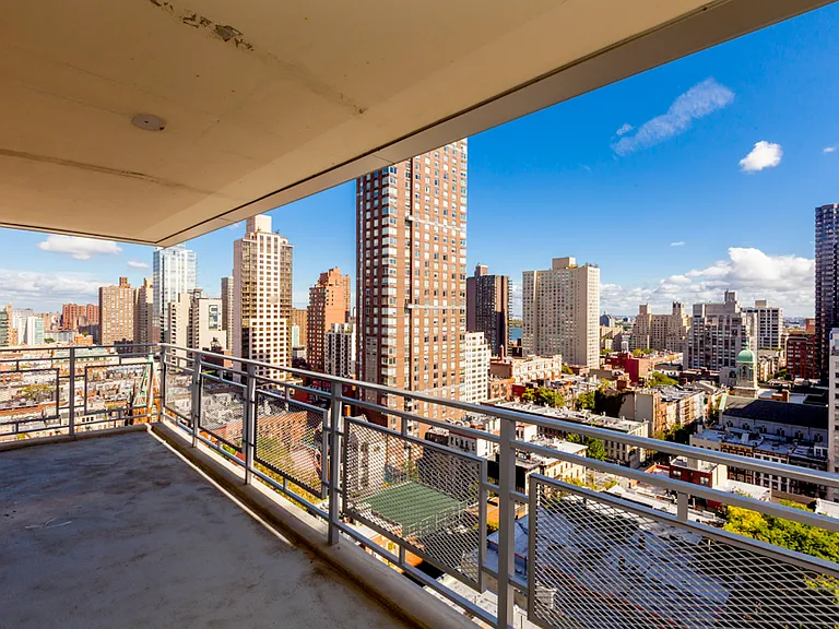 305 E 86th St #7KE — Photo 3