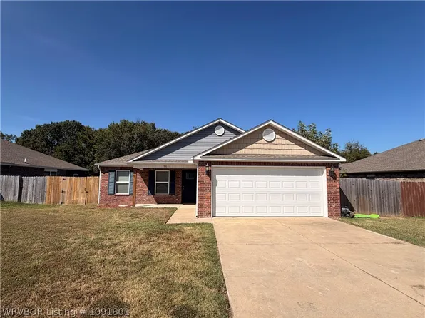 9008 Hayward Rd, Fort Smith, AR 72908