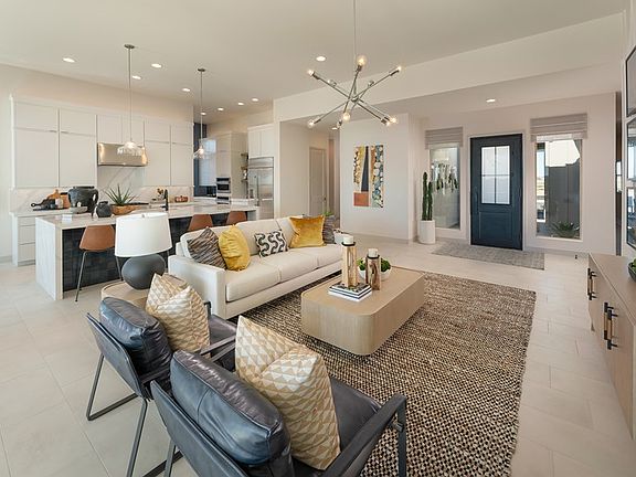 The Pineridge - Family Room