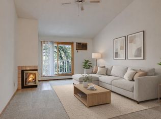 Plymouth Square, Minneapolis, MN 55446