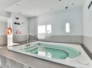 18 Harrison Garden Blvd #2104, Toronto, ON M2N7J7