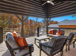 (Undisclosed Address), Eureka Springs, AR 72631