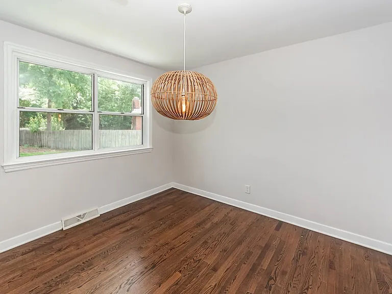 343 Cessna Ave — Photo 39
