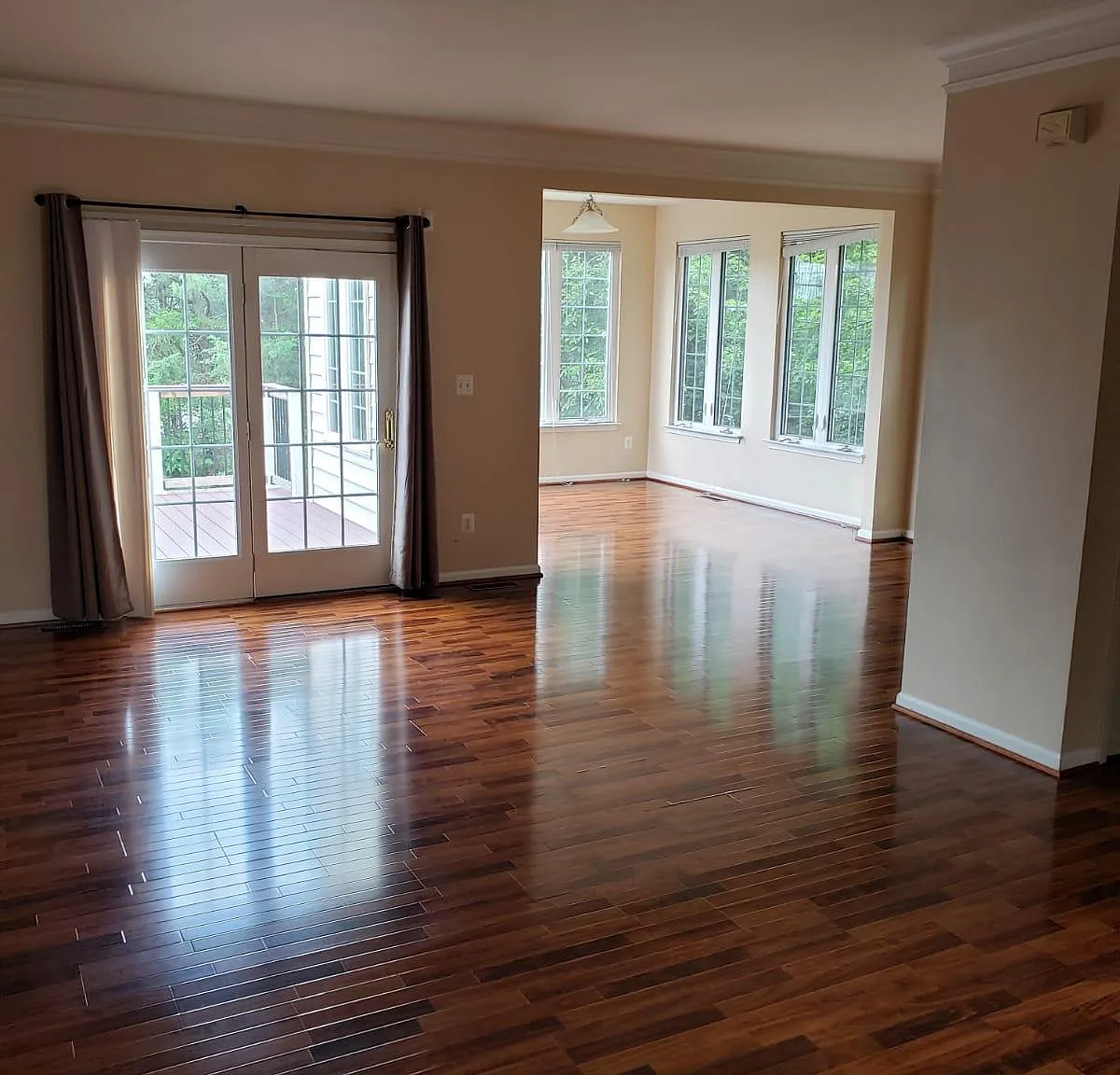 4 bed, 3.5 bath, 3350 sqft, $3,950 — Photo 3