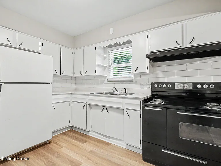 3026 Klonway Dr — Photo 14