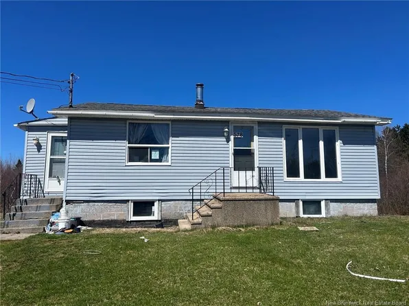 578 Macdougall Rd, Dundas, NB E1H 3H1