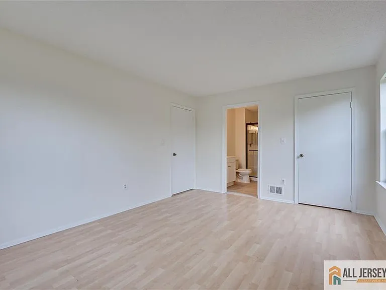 64 Taylor Dr #3212 — Photo 17