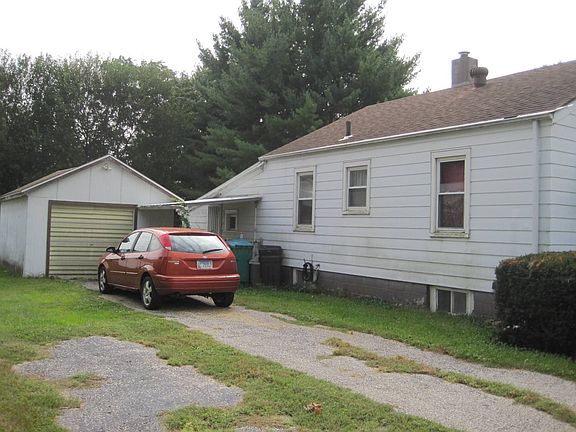3rd image of 1467 Harrison St