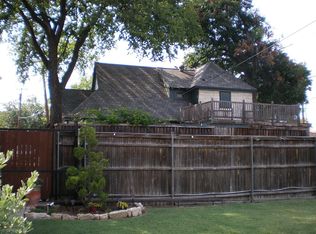 1215 N Fitzhugh Ave, Dallas, TX 75204