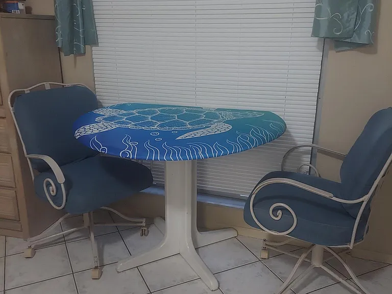 Table & 2 chairs