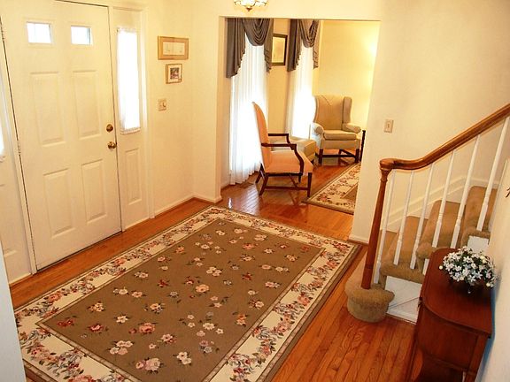 4th image of 7109 Copperwood Ct