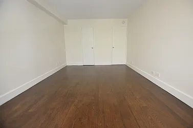 Rented by Manhattan Realty Group