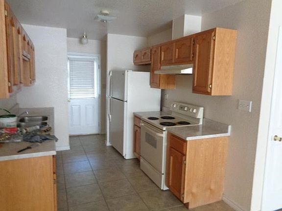 2nd image of 1436 Katy Dr