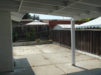 3rd image of 1674 Enesco Ave