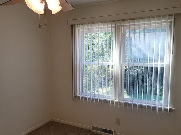 4th image of 2629 24th St