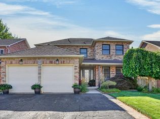 12 Beasley Cres, Cambridge, ON N1T 1J9