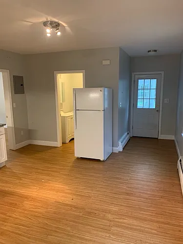 327 Jefferson Ave #4 Photo 1