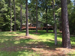 96 Leeward St, Alexander City, AL 35010