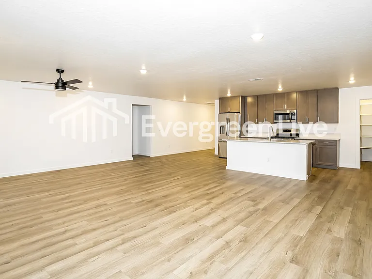 15146 Nimbus Way — Photo 2