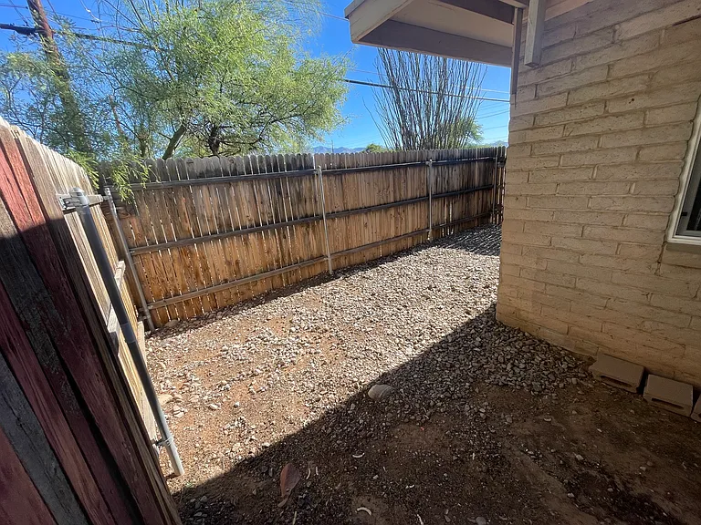 3546 E Monte Vista Dr #A — Photo 14