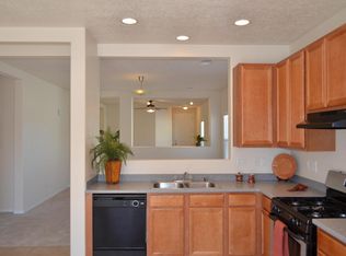 10734 Gentry Ln SW, Albuquerque, NM 87121