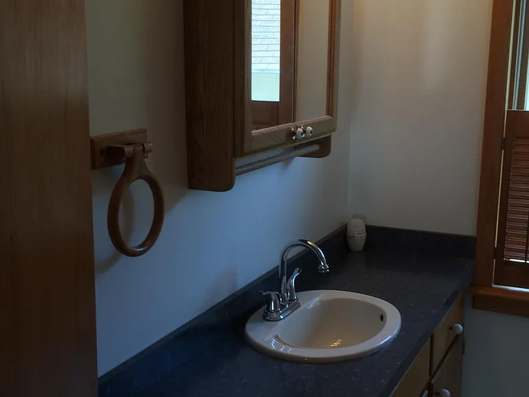230 Riverview Ave — Photo 29