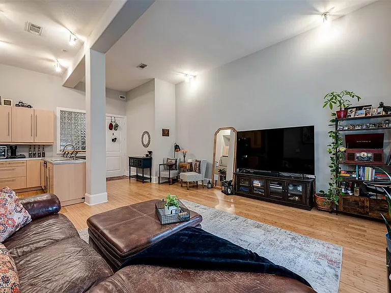 2208 Postoffice St #204 — Photo 6