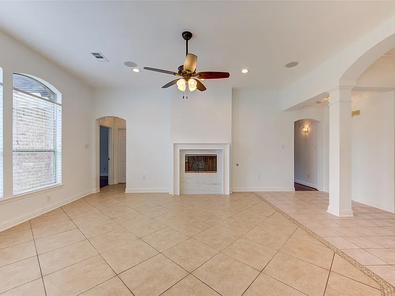 6015 Nash Creek Ct — Photo 17