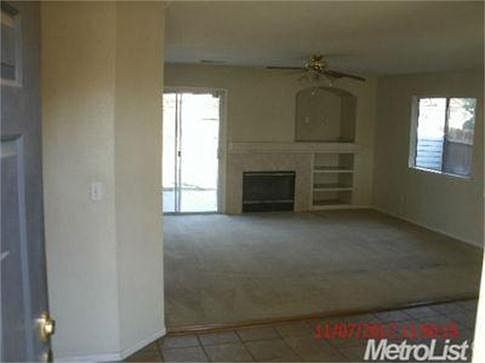 3rd image of 1121 Cypress Hill Ln