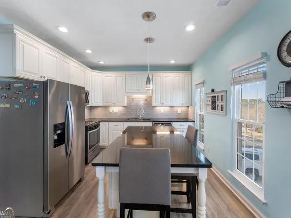 4074 Spring Cove Dr, Duluth, GA 30097