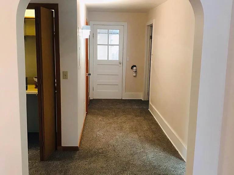 3813 Dexter Ave — Photo 8