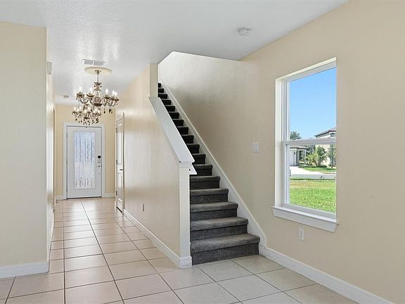 5th image of 9108 Royal River Cir