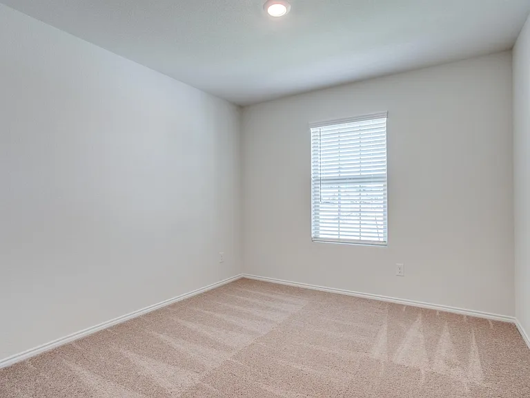 1809 River Crossing Dr — Photo 13