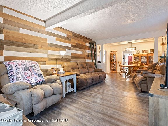 5th image of 6735 S Washington Ave