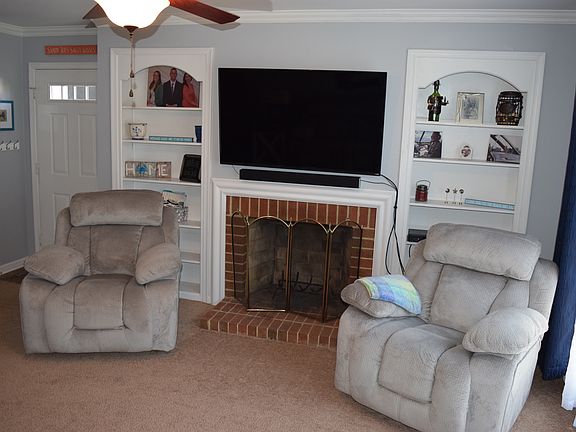 4th image of 103F Turnbridge Ln