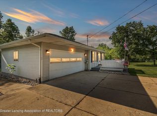 7170 Nottingham Dr, Laingsburg, MI
