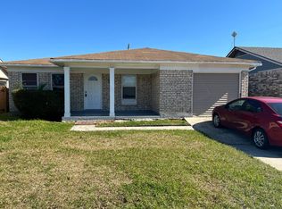 2648 Highland Dr W, Gretna, LA 70056