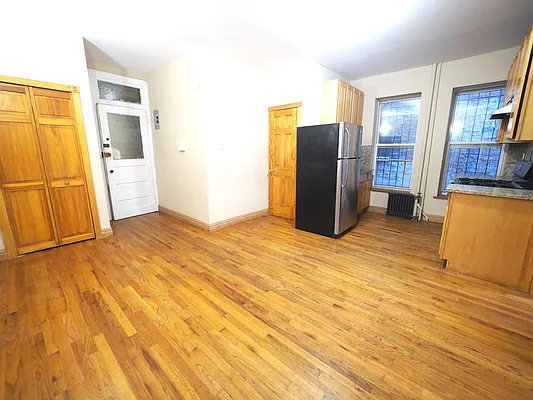 Rented by Compass | media 14