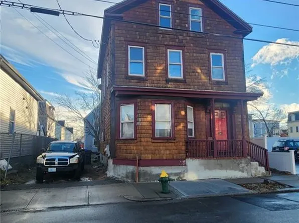 62 Ford St, Providence, RI 02907