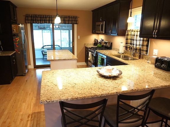 3rd image of 15537 Mimosa Dr