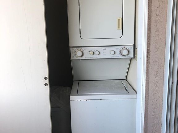 4th image of 951 Georgia St APT A