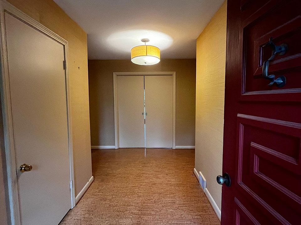 610 Jarvis Ln Louisville, KY Zillow