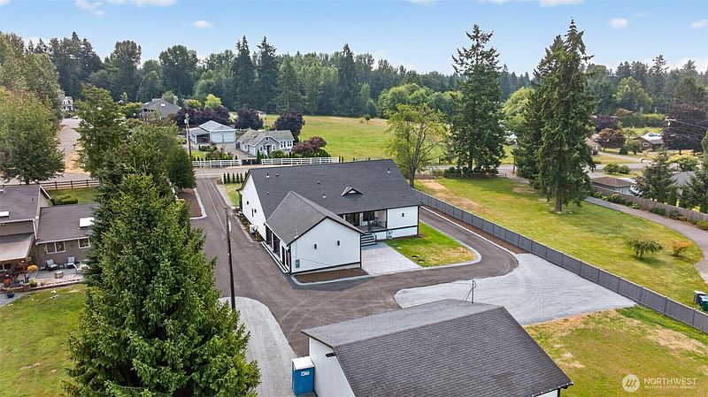 5th image of 17430 Interurban Boulevard