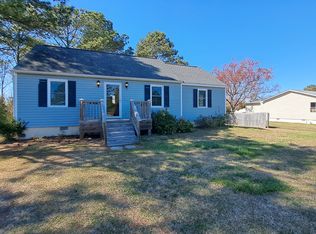 922 Hibbs Rd, Newport, NC 28570