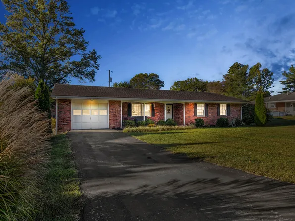 950 Cherie Dr, Mt Sterling, KY 40353