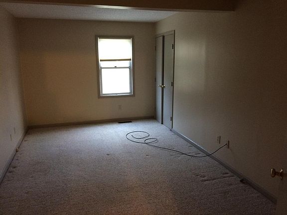 Large bedroom #2