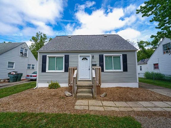 2nd image of 2122 Schenley Dr