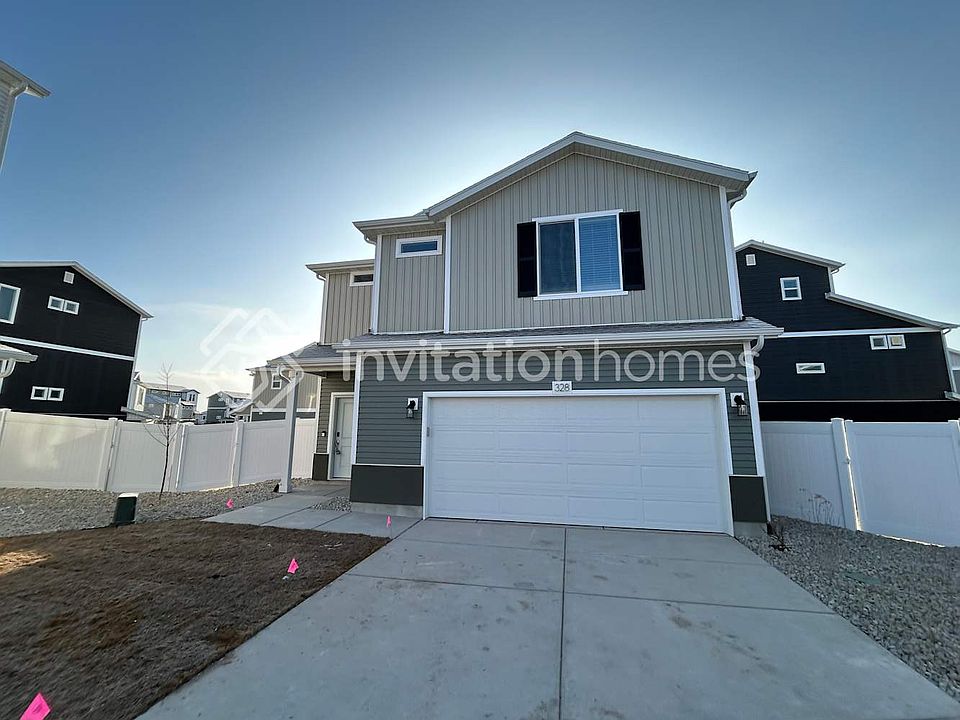 1st image of 328 N Broadway Dr
