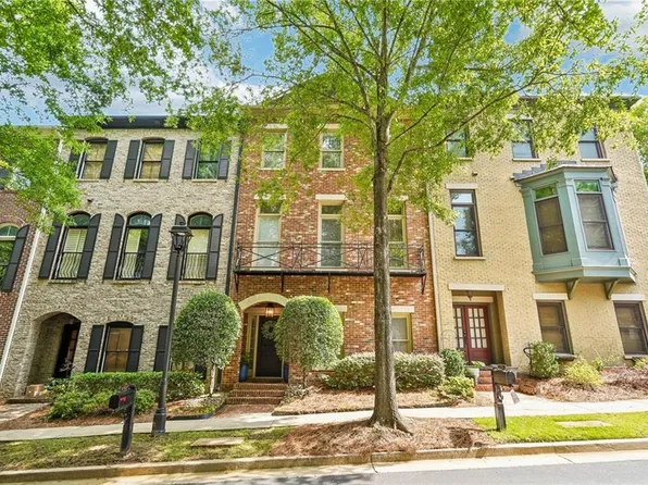 151 W Ridge Way, Roswell, GA 30076