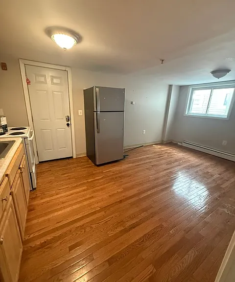 34 Grand Ave #4 — Photo 1